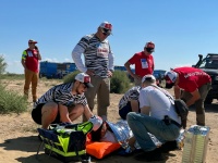 Проверка на прочность: специалисты ФМБА России, которые сопровождают ралли «Шелковый путь», спасли семью из Монголии